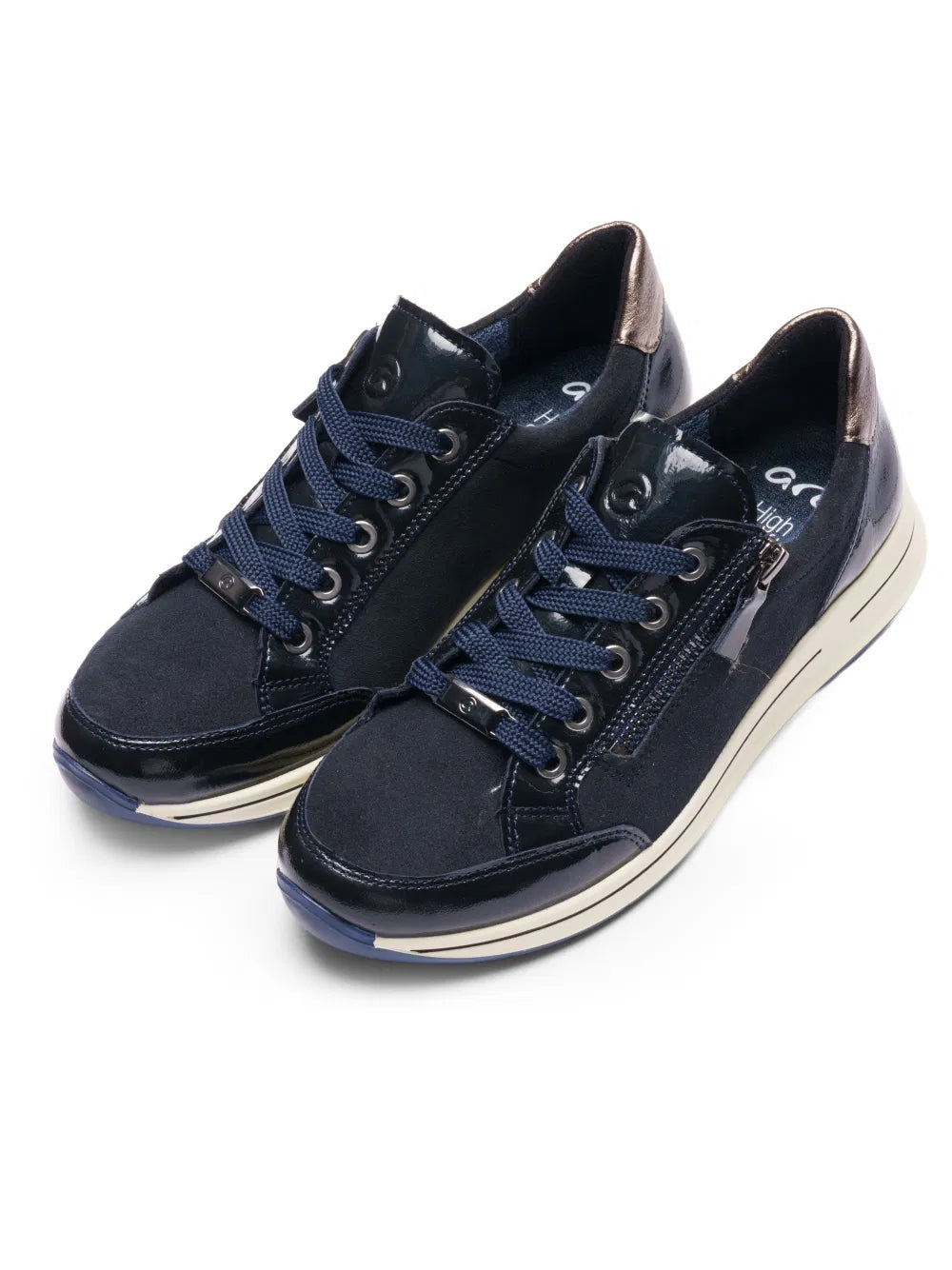 Ara 12-54801 osaka blue trainer