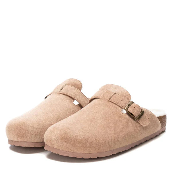 X.ti 143240 cream slip on