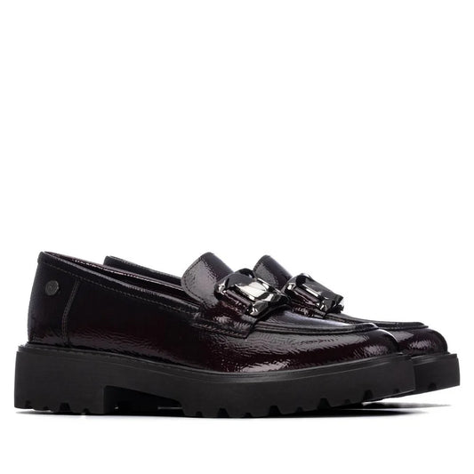 Xti Burgundy Patent Loafer 146258