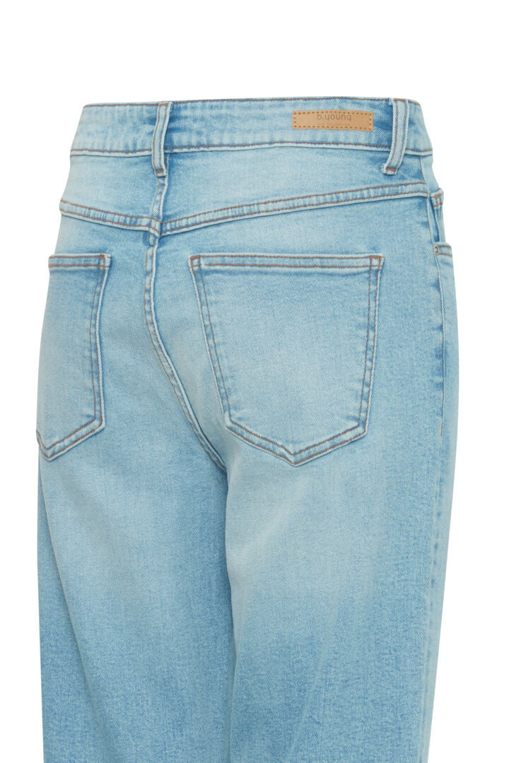 Byloetta Jeans (Light Blue)