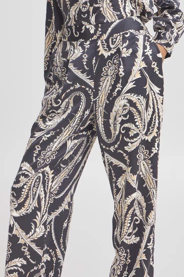 Byflair Pants (black paisley)