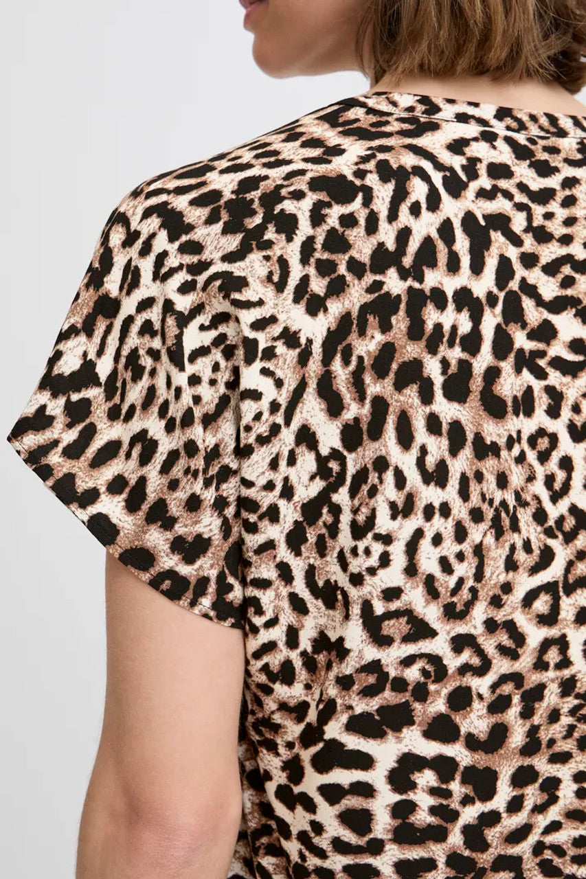 Bymmjoella v-neck top birch leopard