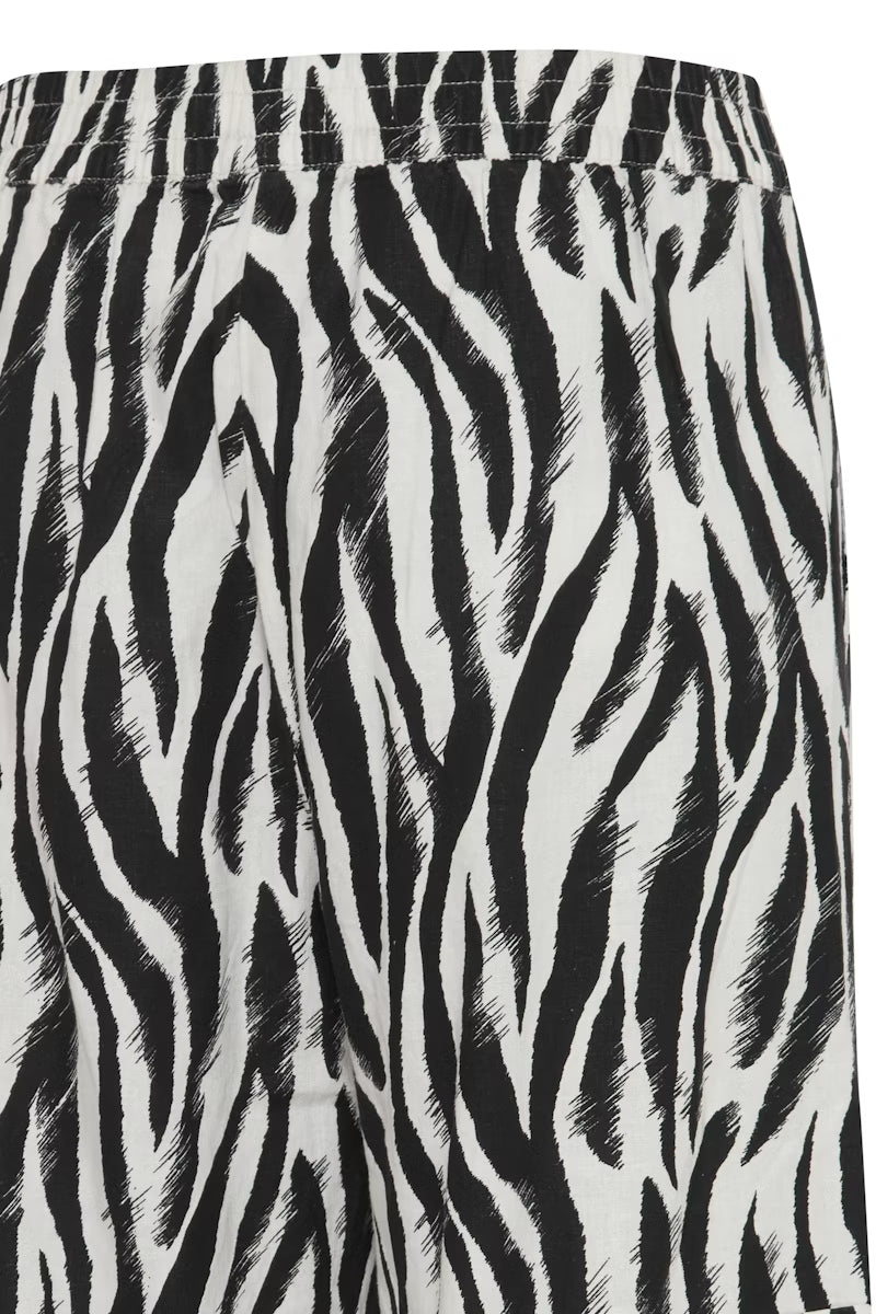Byfalakka Cargo Pants (black animal mix)