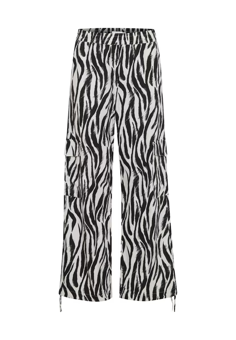Byfalakka Cargo Pants (black animal mix)