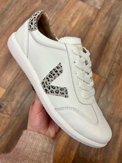 Drilleys Seventy Trainer- Snow Leopard