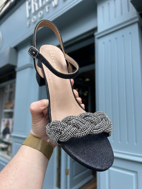 Longueville Navy heel