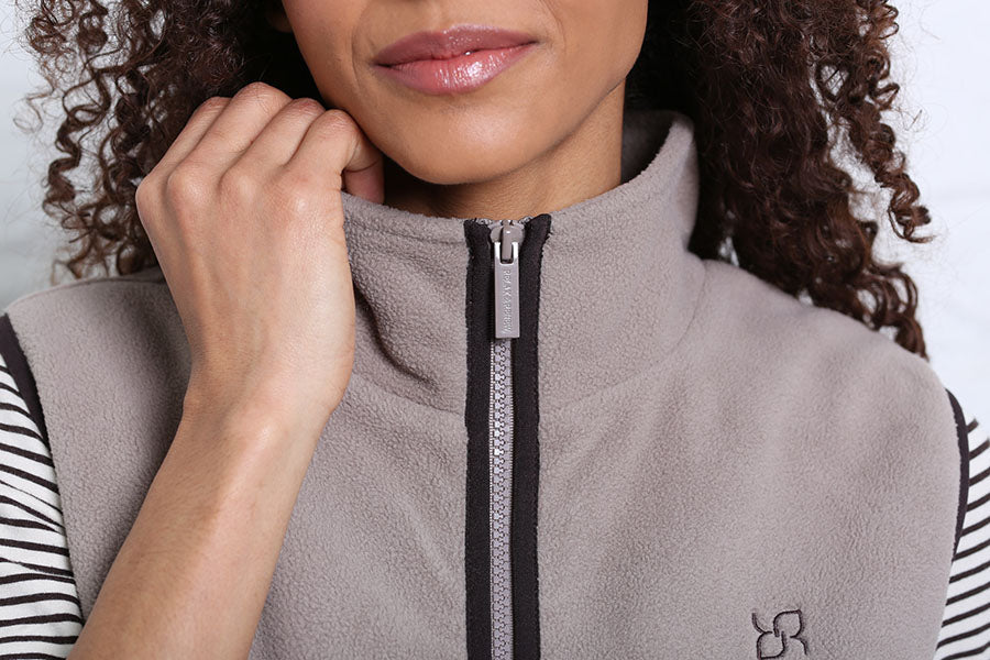 Relax & Renew Tilly Borg Gilet Taupe