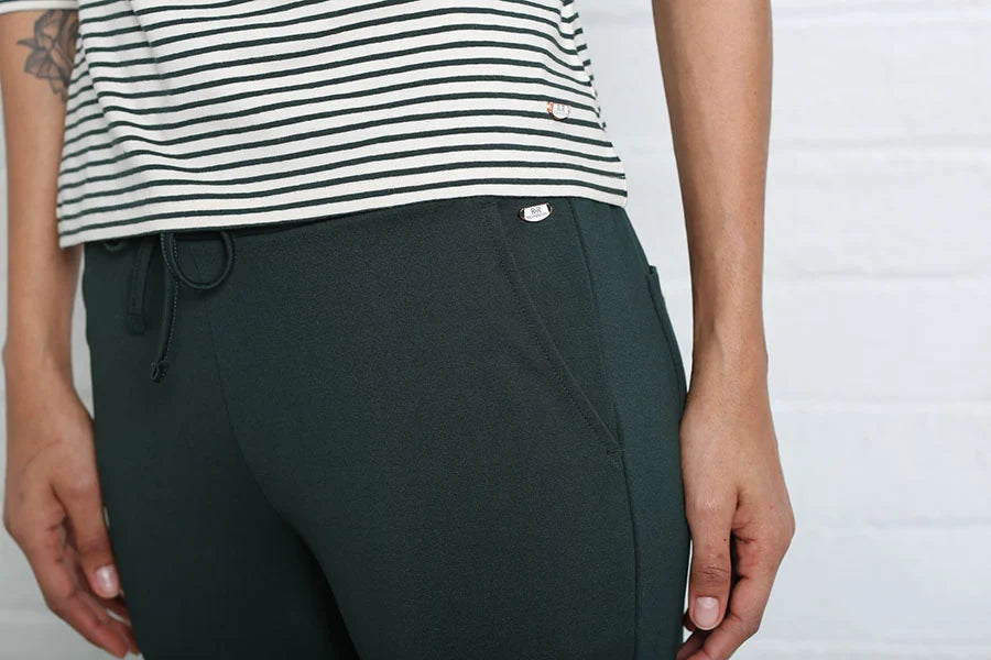 Relax & Renew Peyton Jogger Forest