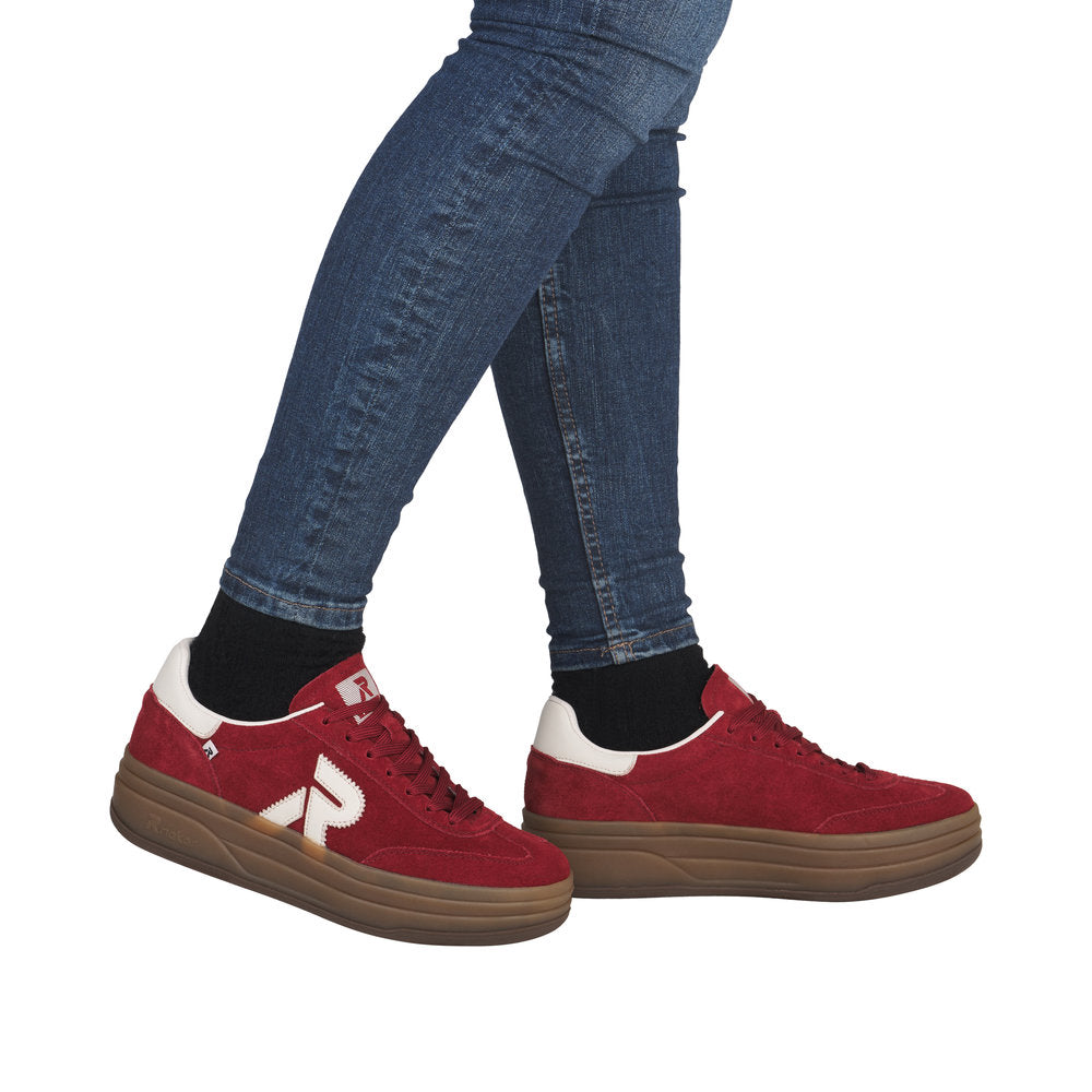 W3700-35 Red trainer