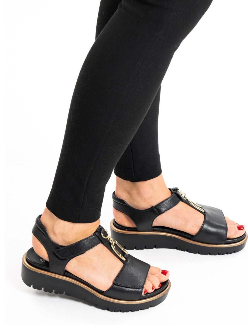 Ara 12-33515 black sandal