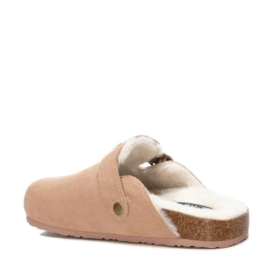 X.ti 143240 cream slip on