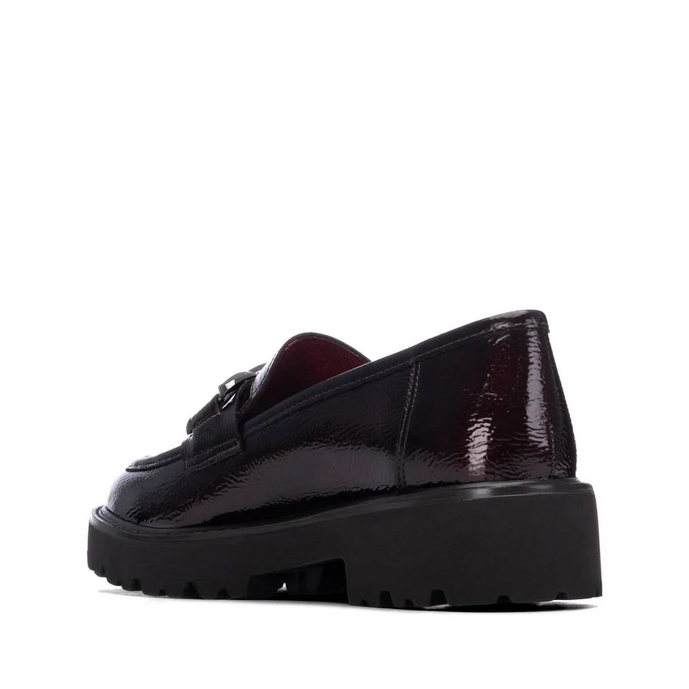 Xti Burgundy Patent Loafer 146258