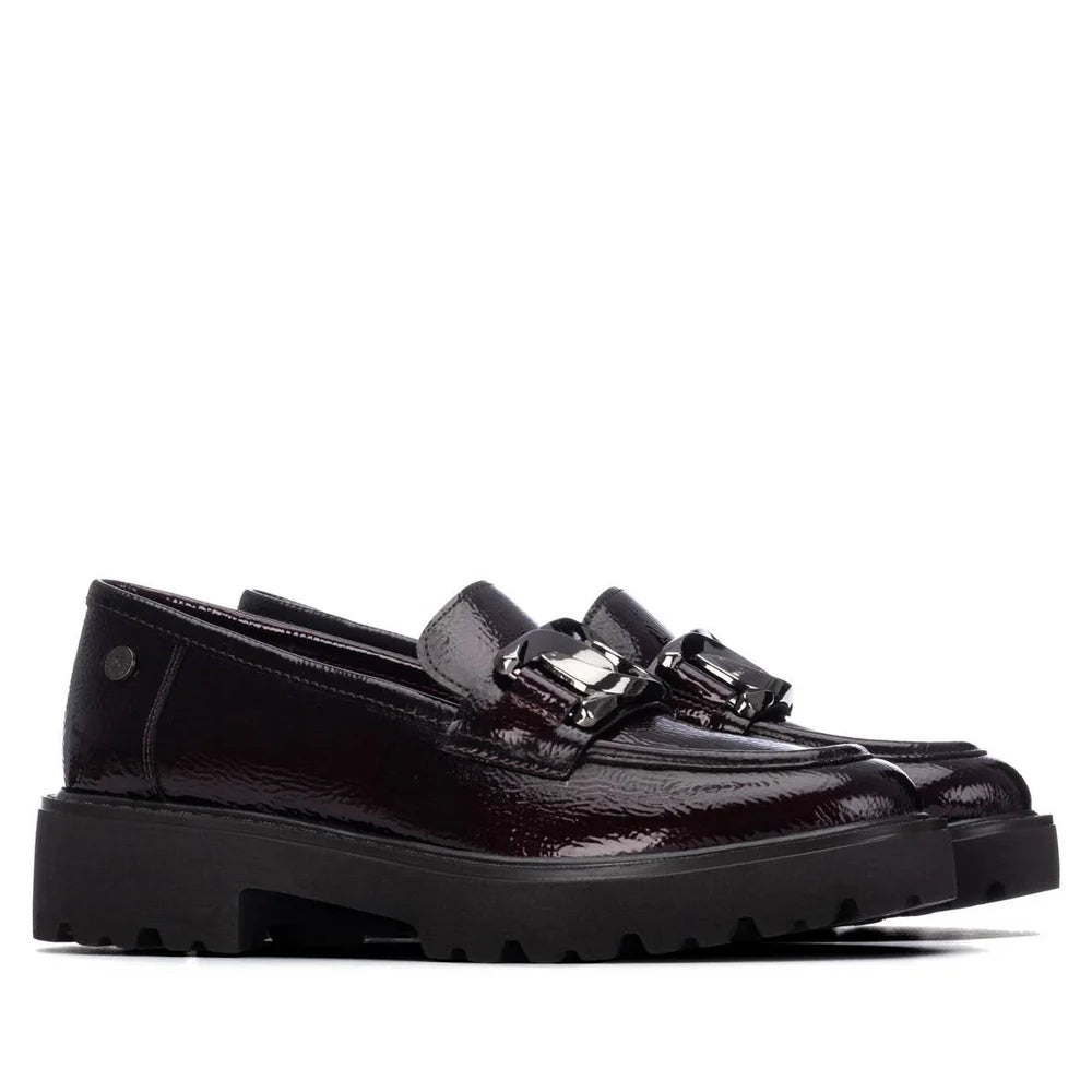 Xti Burgundy Patent Loafer 146258