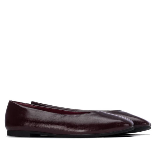 Xti Burgundy Ballerina Flat 146404