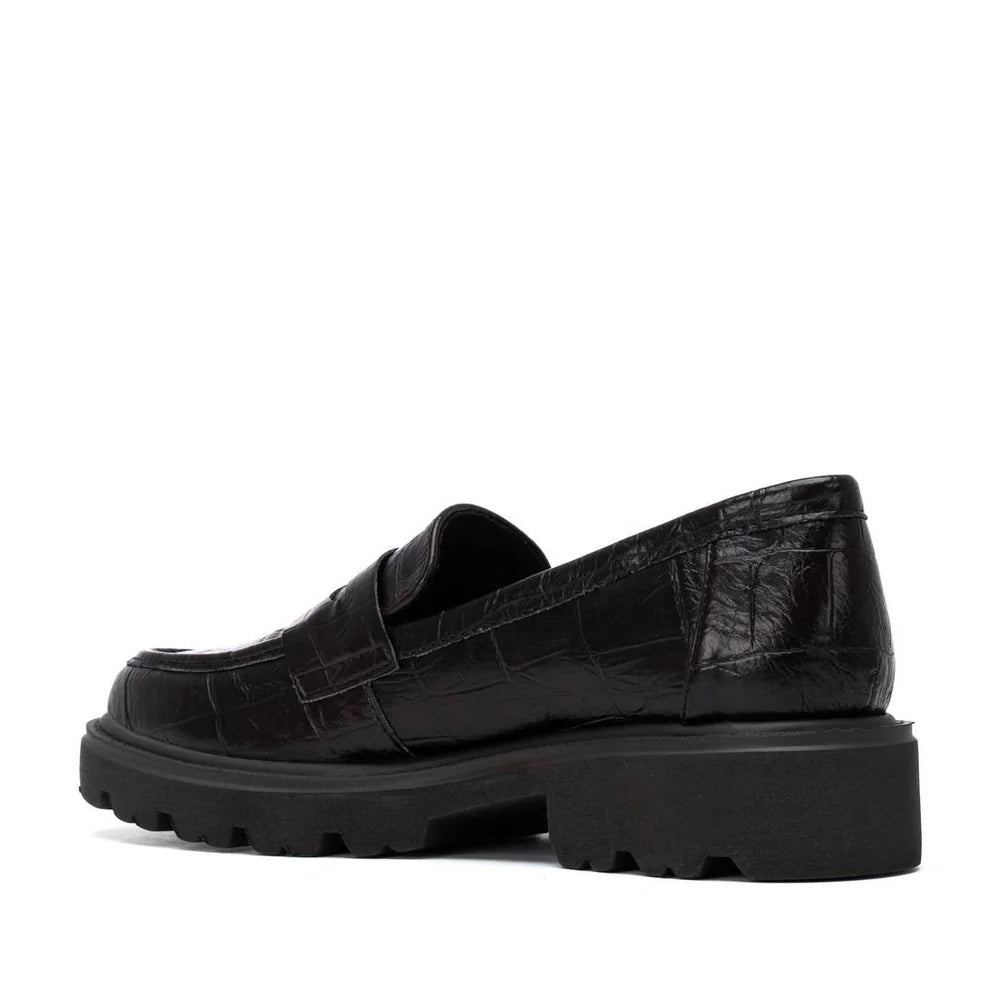 Carmela Black Loafer 164270