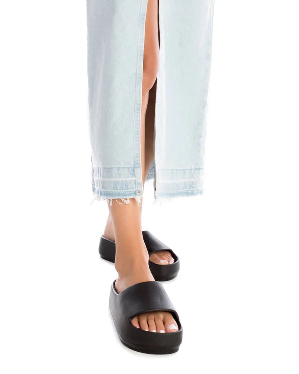 Refresh Black Sandal 171924