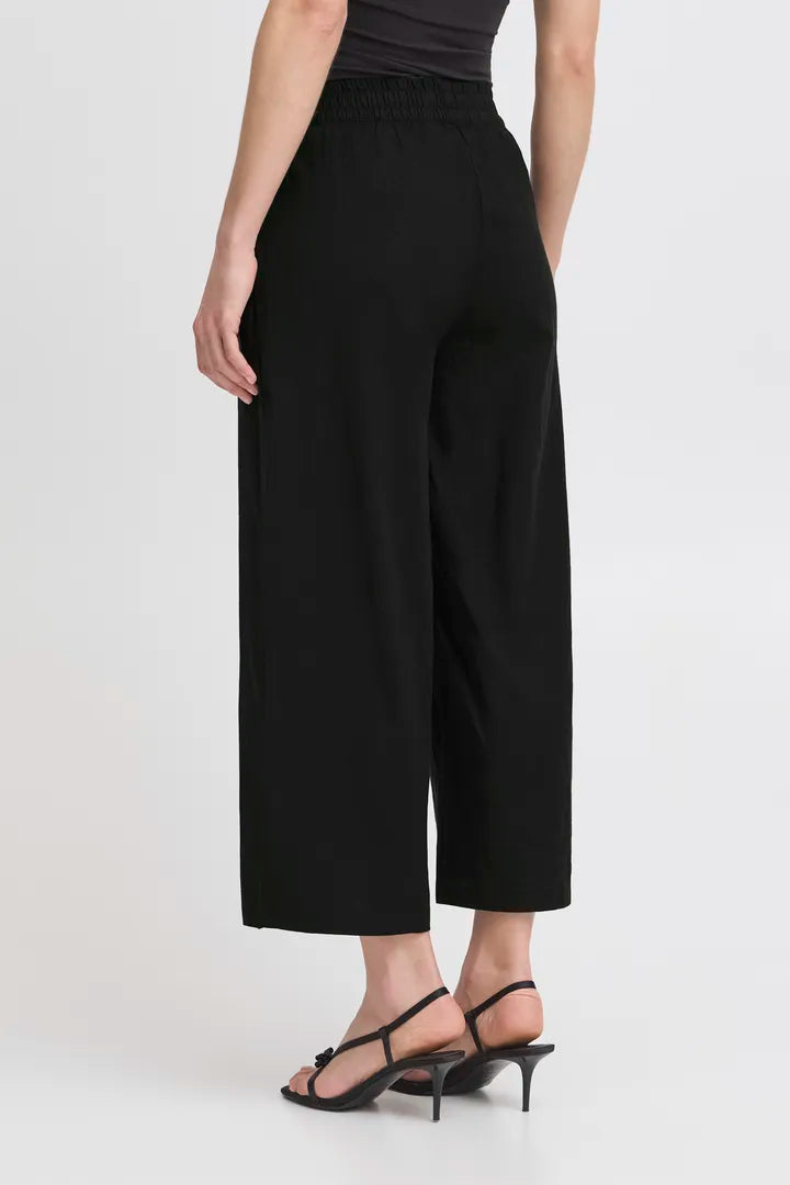 Byfalakka Crop Pants (Black)