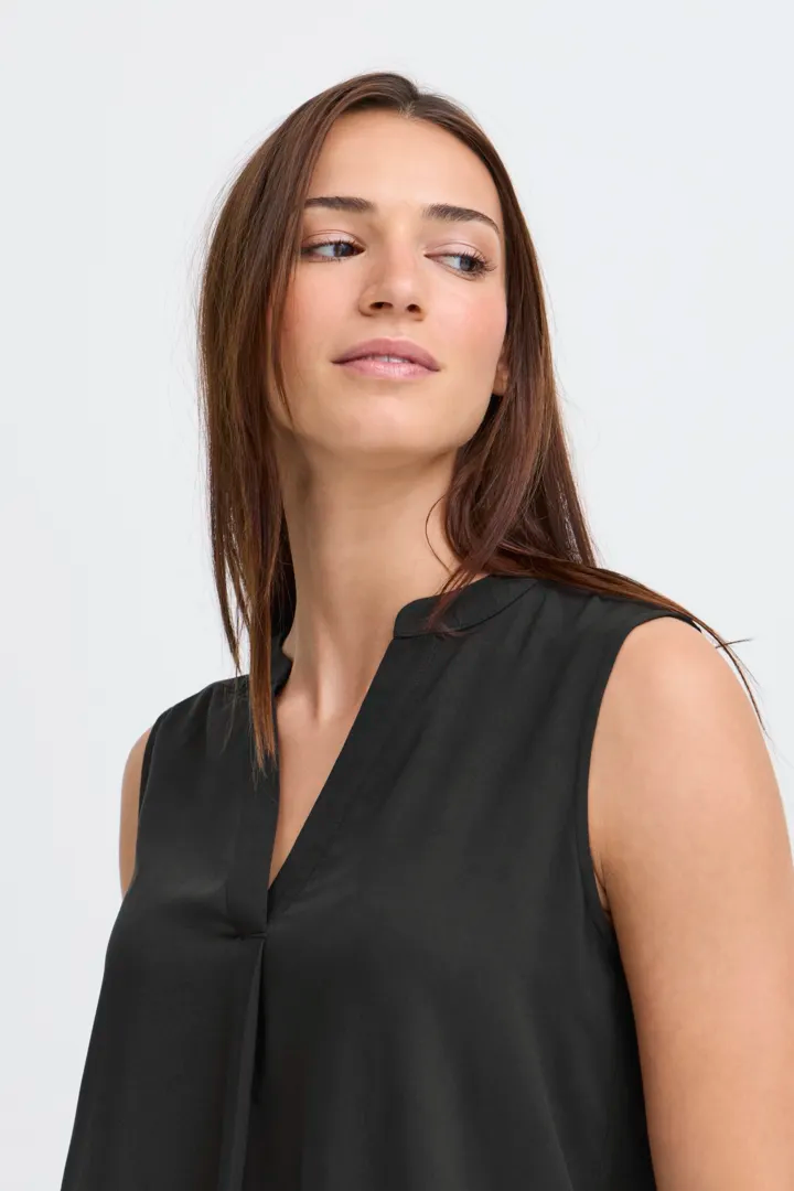 Bymmjoella Sleeveless Top (Black)