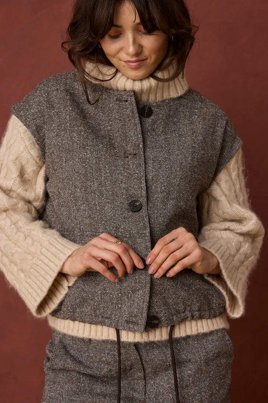 Frvea Vest