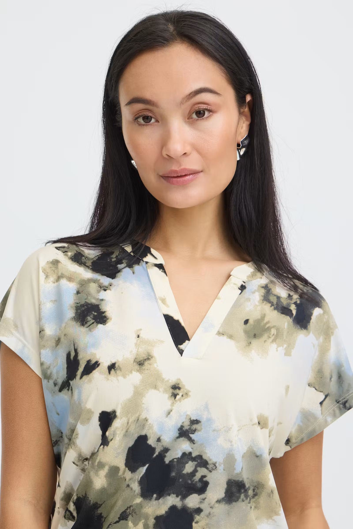 Frseen Tee 10 (Watercolour Bloom Ice Water)