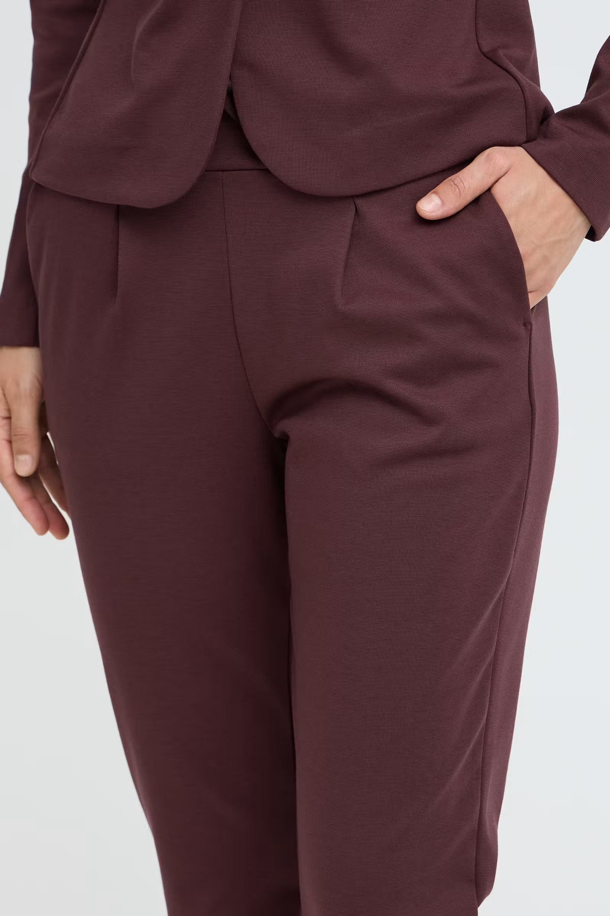 Rizetta Crop Pants (Fudge)