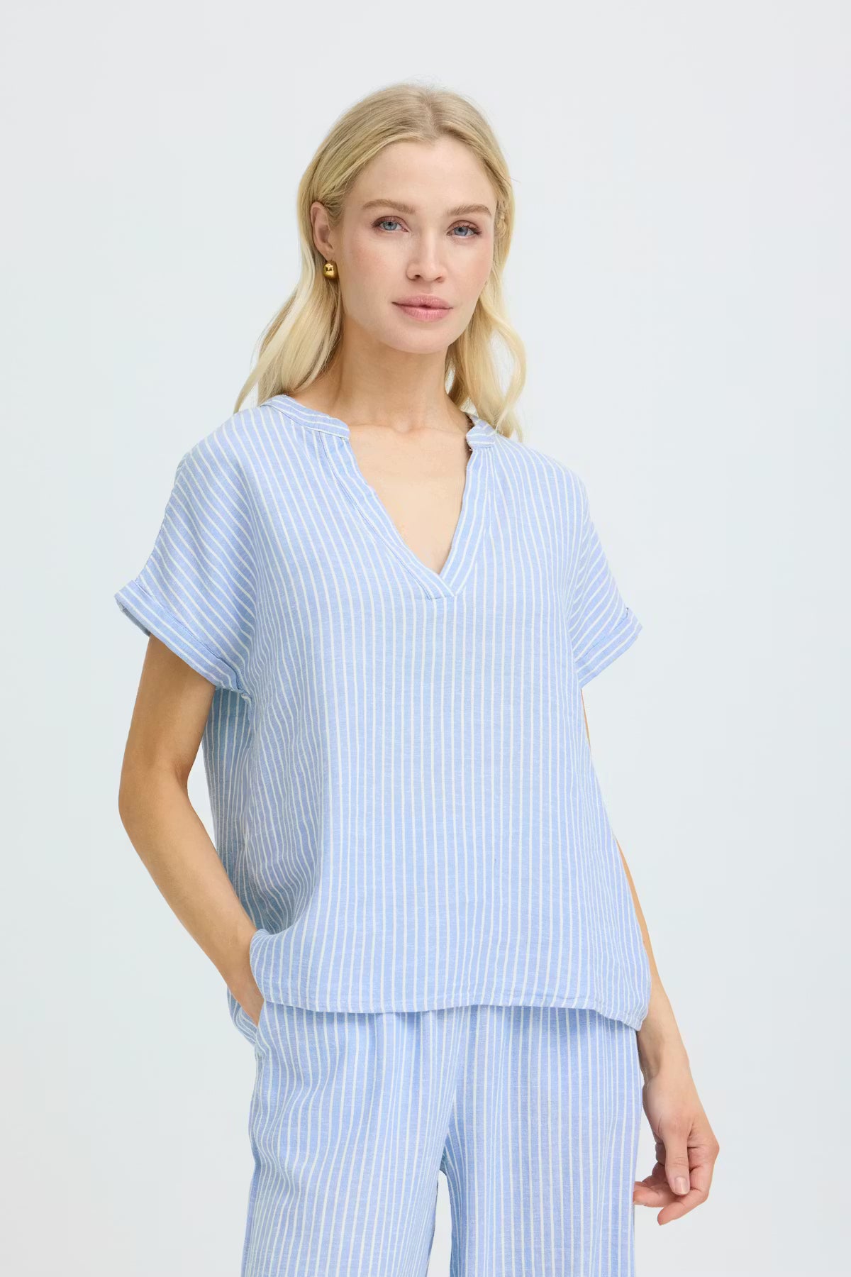 Byfalakka V Blouse
