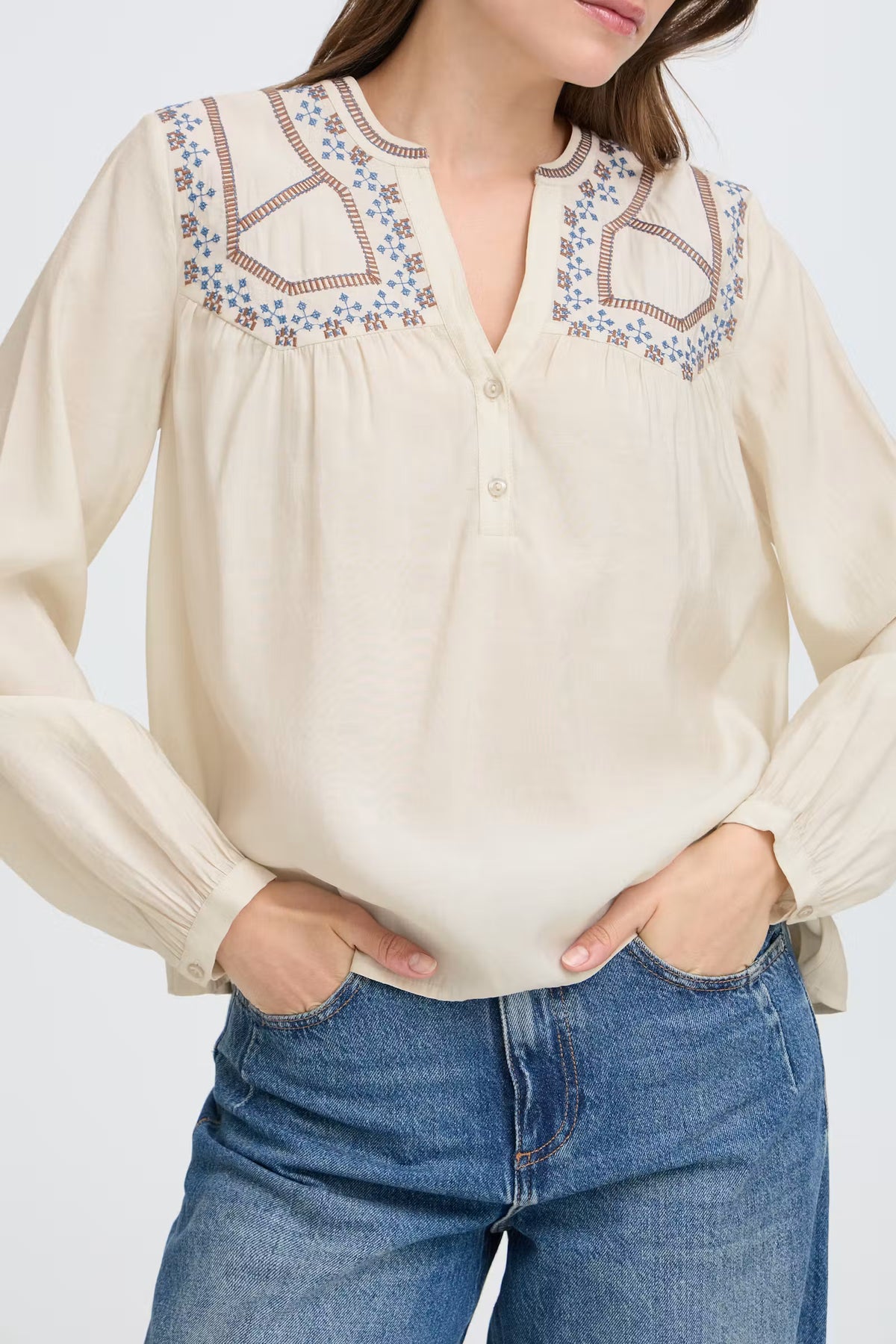 Byirisa Blouse