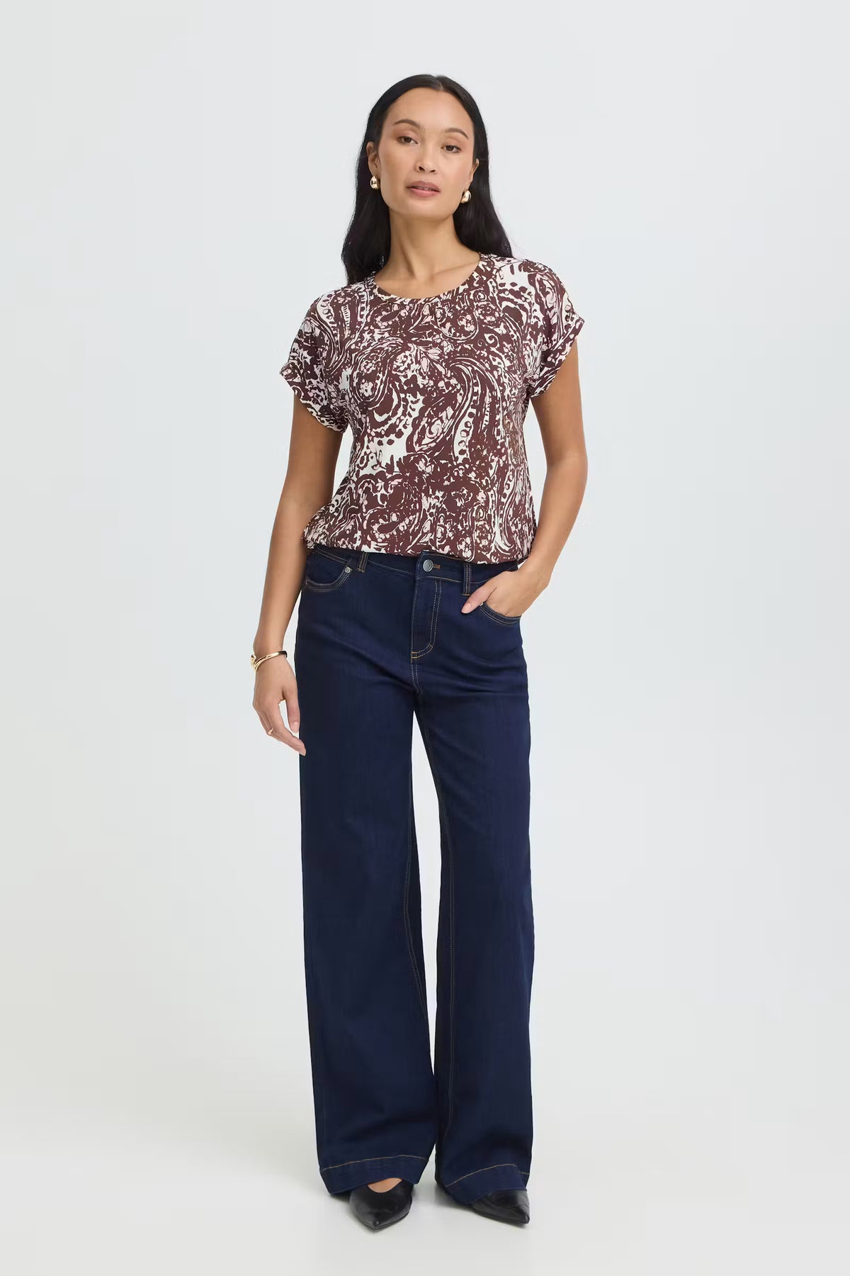 Frseen Tee 1 (Rum Raisin)