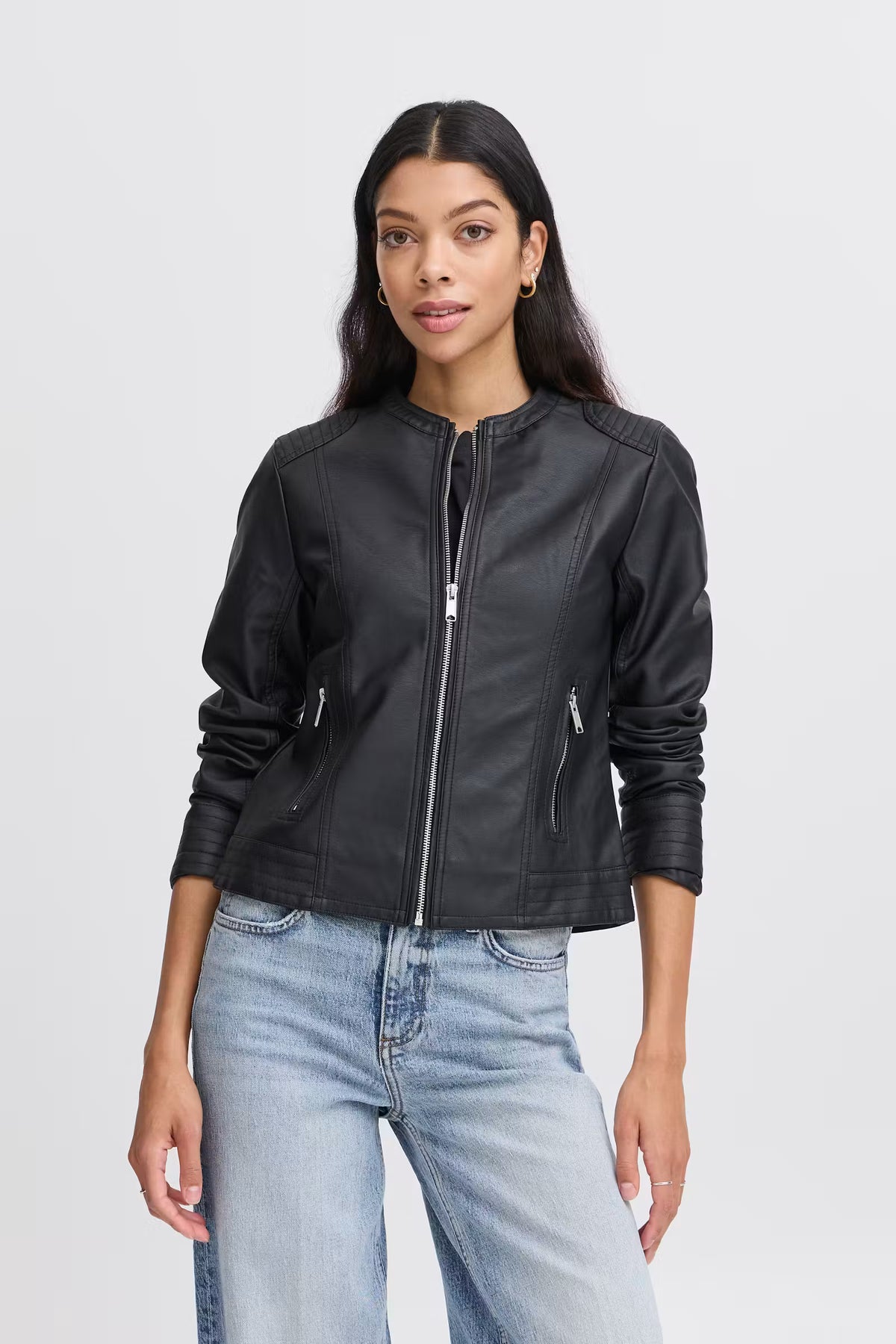 Byacom Jacket (Black)