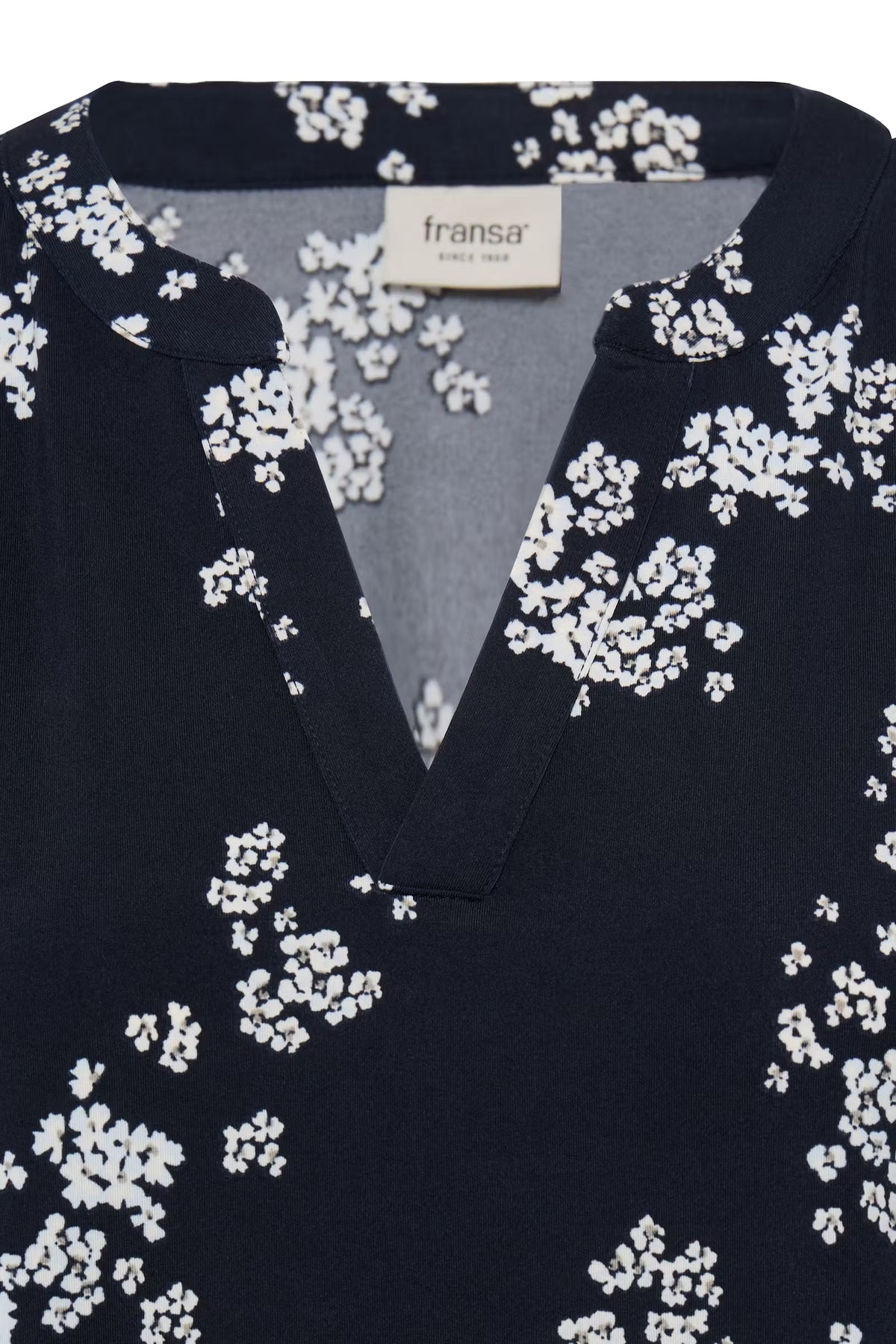 Frseen Tee 10 ( Scatter Floral Salute)
