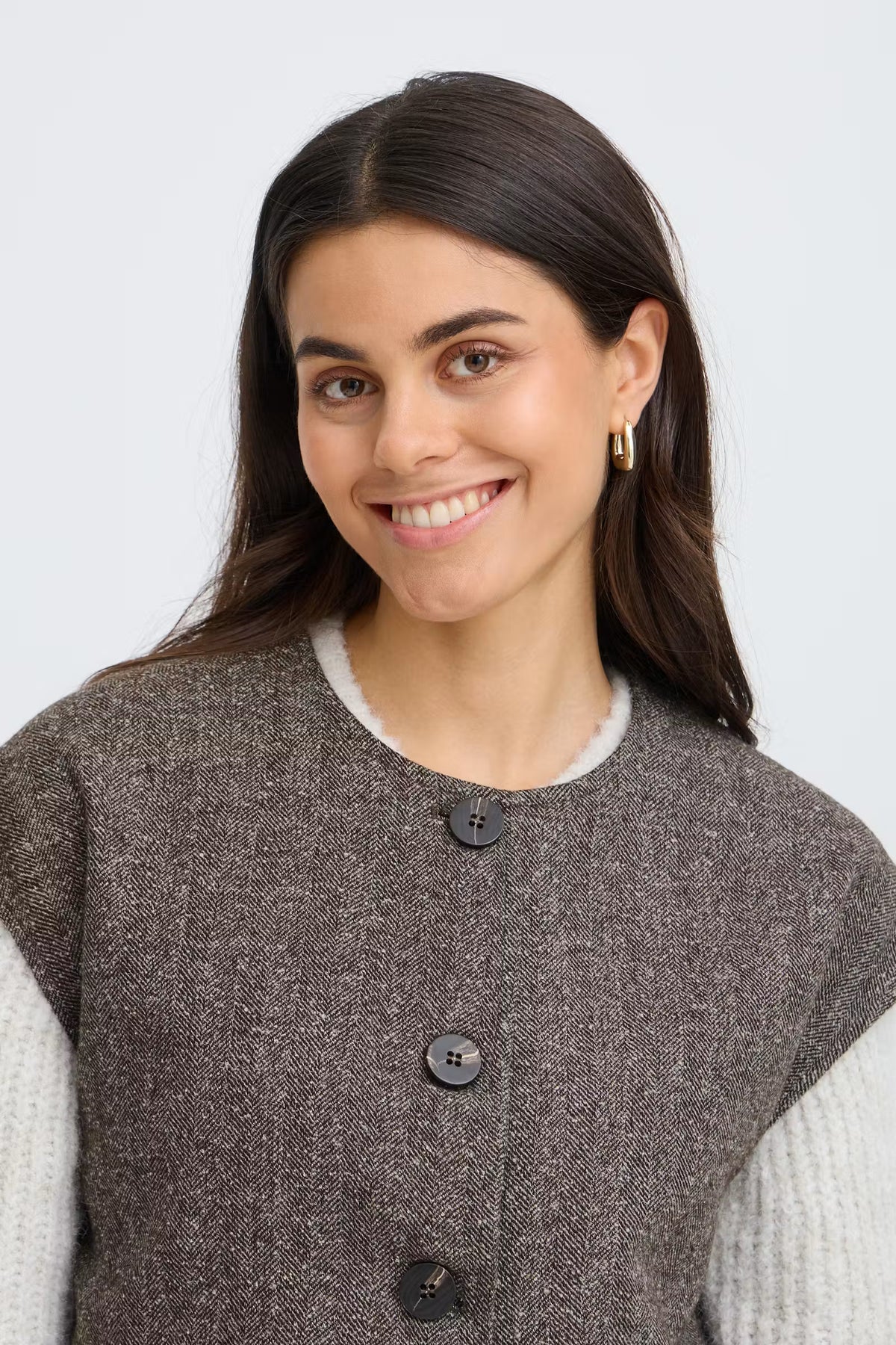 Frvea Vest
