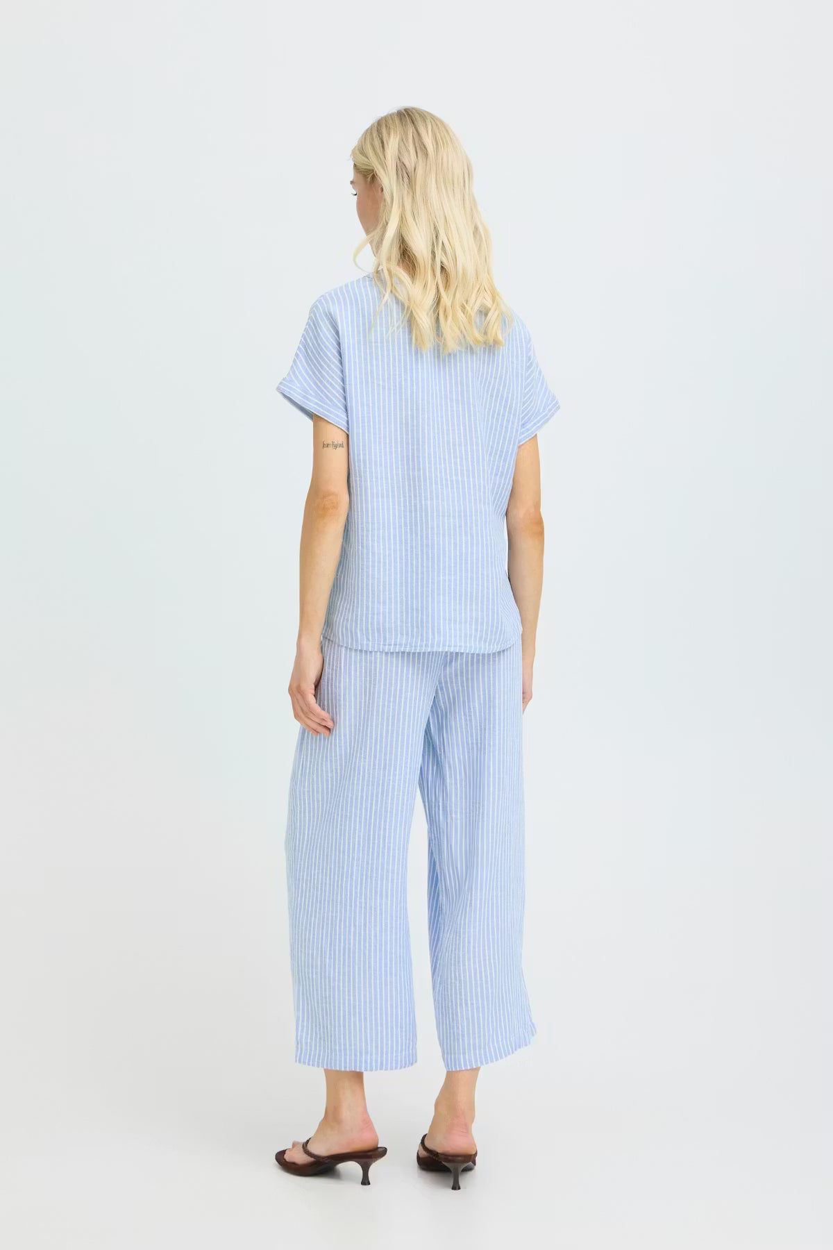 Byfalakka V Blouse