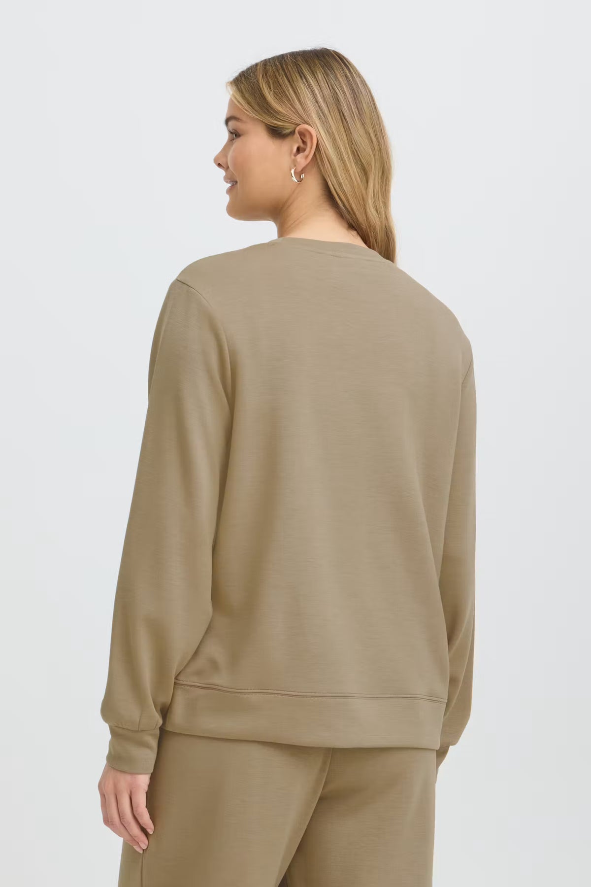 Fraurora Pullover (Draw Flower Overland Trek)