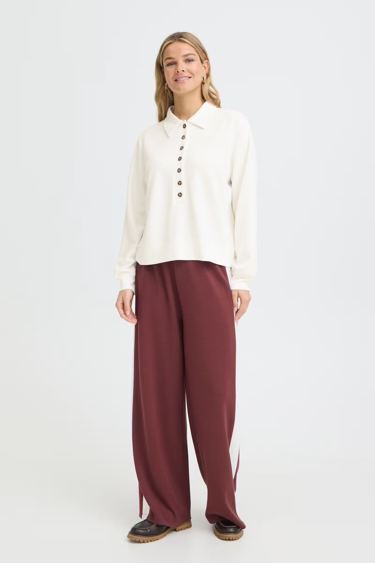 Fraurora Pullover 20 (White)
