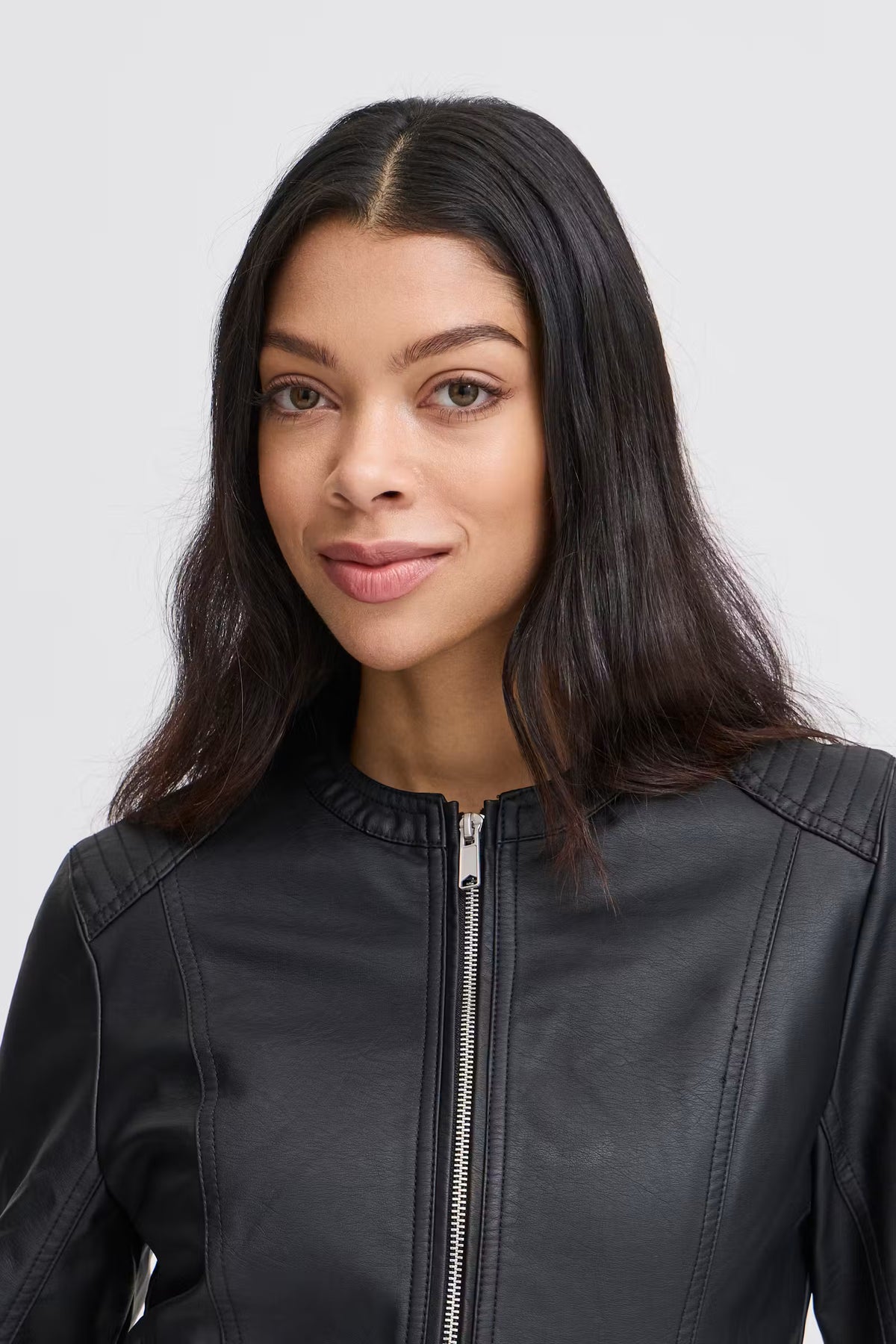 Byacom Jacket (Black)