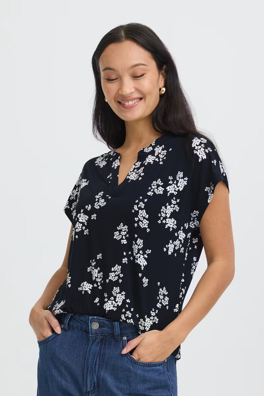 Frseen Tee 10 ( Scatter Floral Salute)