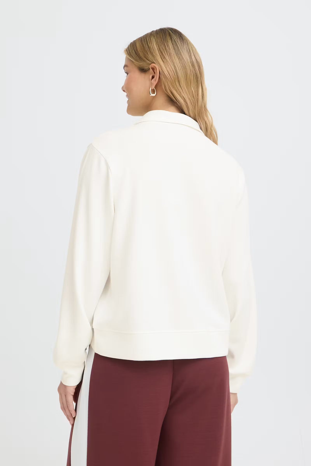 Fraurora Pullover 20 (White)