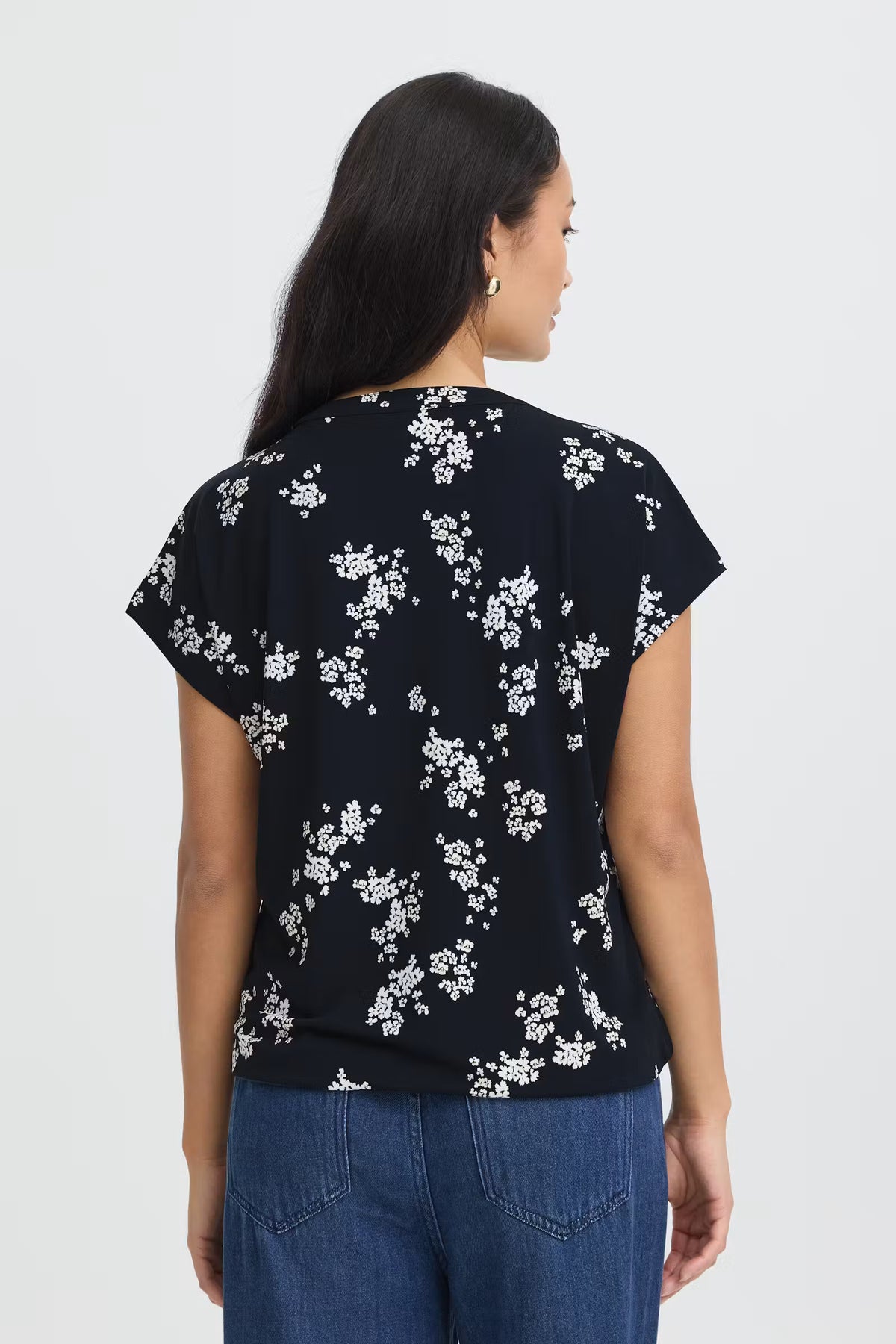 Frseen Tee 10 ( Scatter Floral Salute)