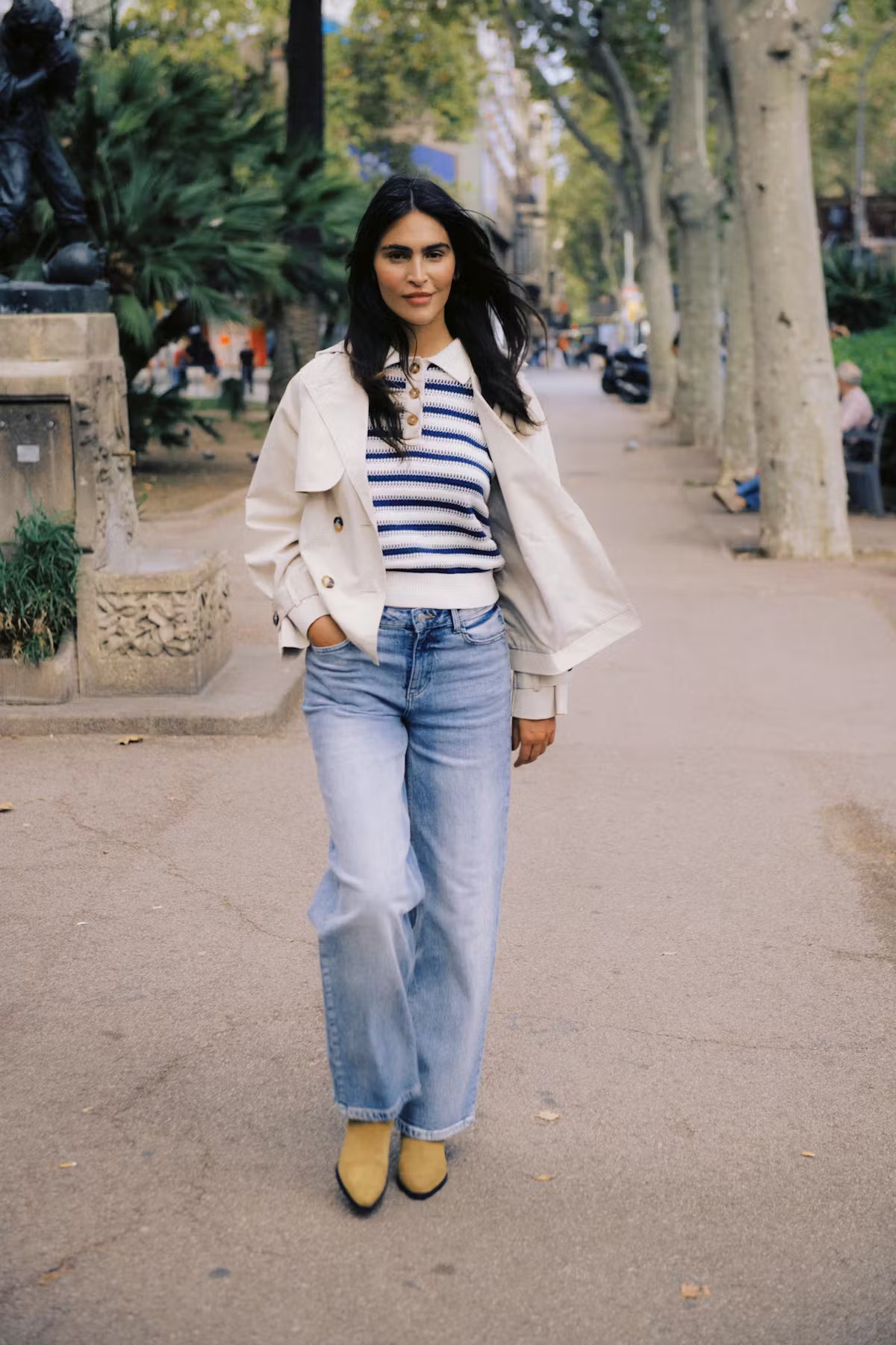 Byamona Short Trench Coat