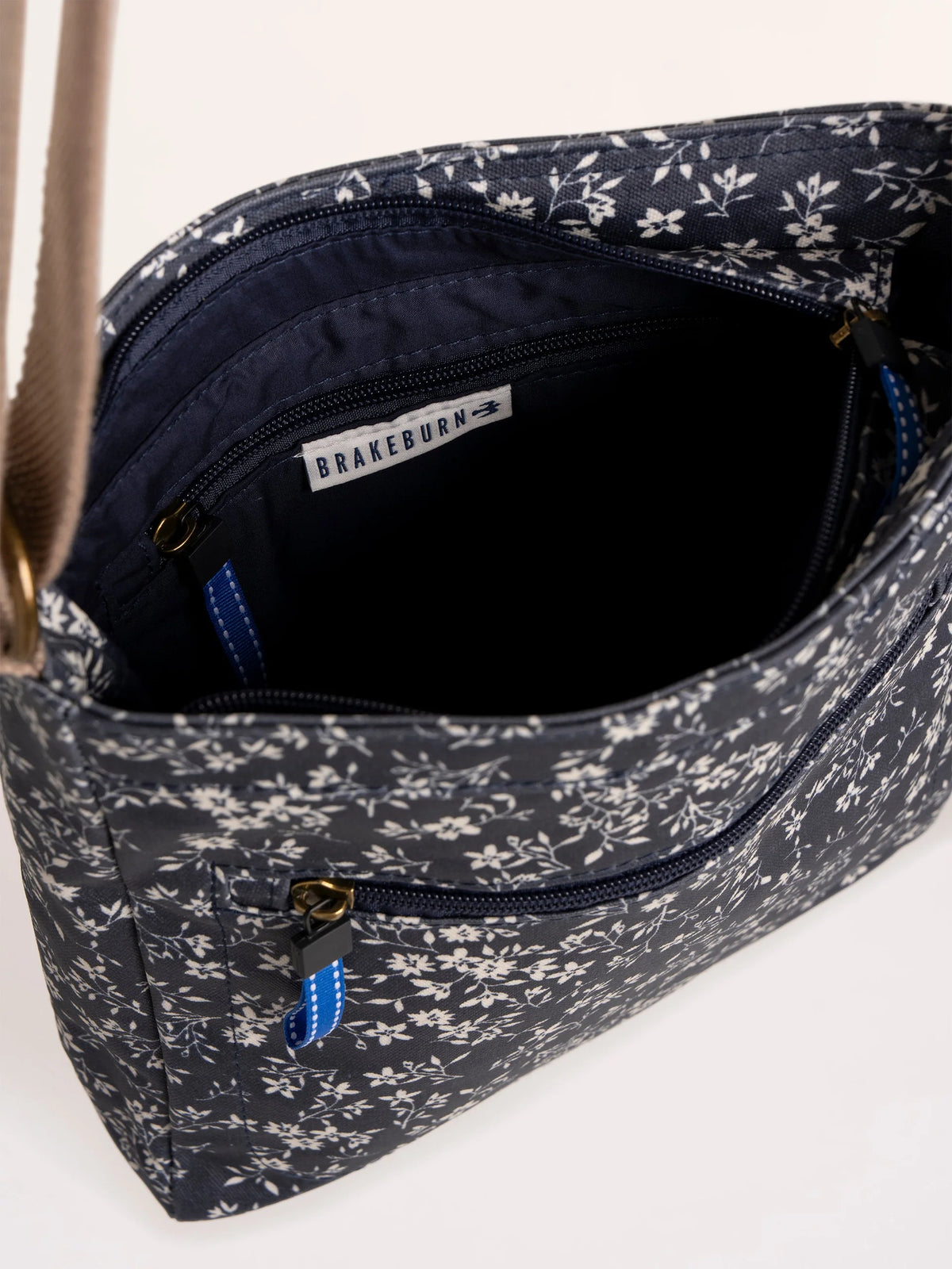 Sierra Willow Storm Printed Cross Body Bag