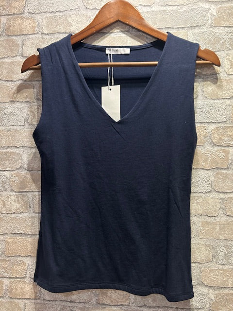Je44ssi Navy Top