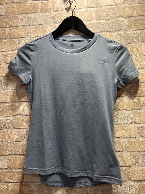 Adidas T-Shirt