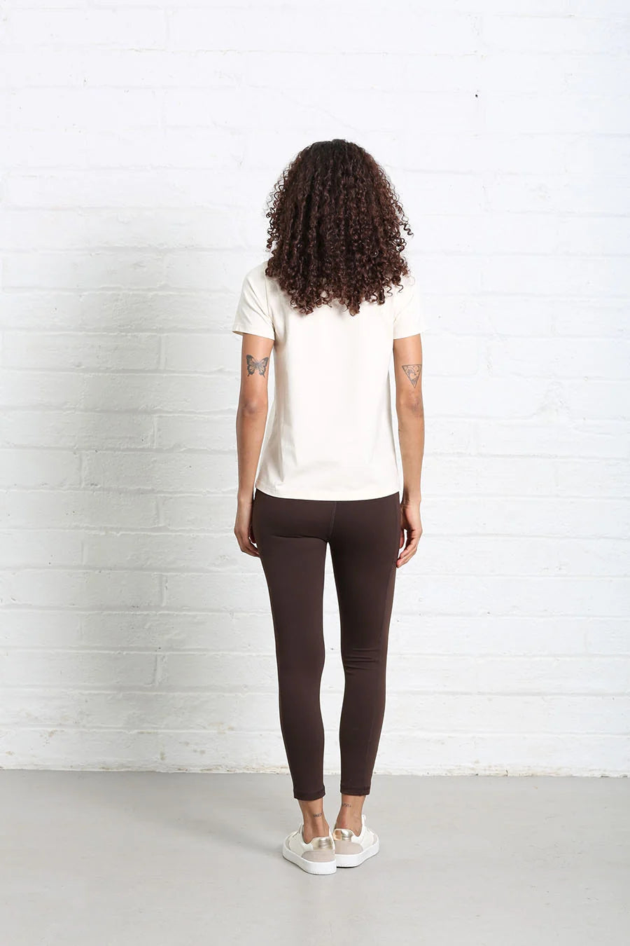 Relax & Renew Rosalie Tee Cream