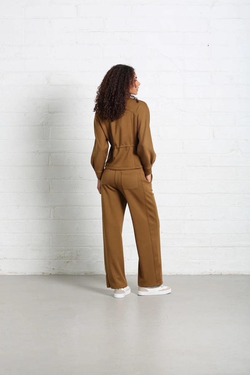 Relax & Renew Cora Jogger Olive