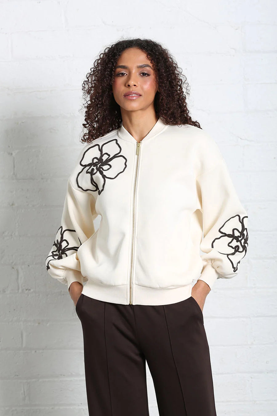 Relax & Renew Ruby Bomber Cream
