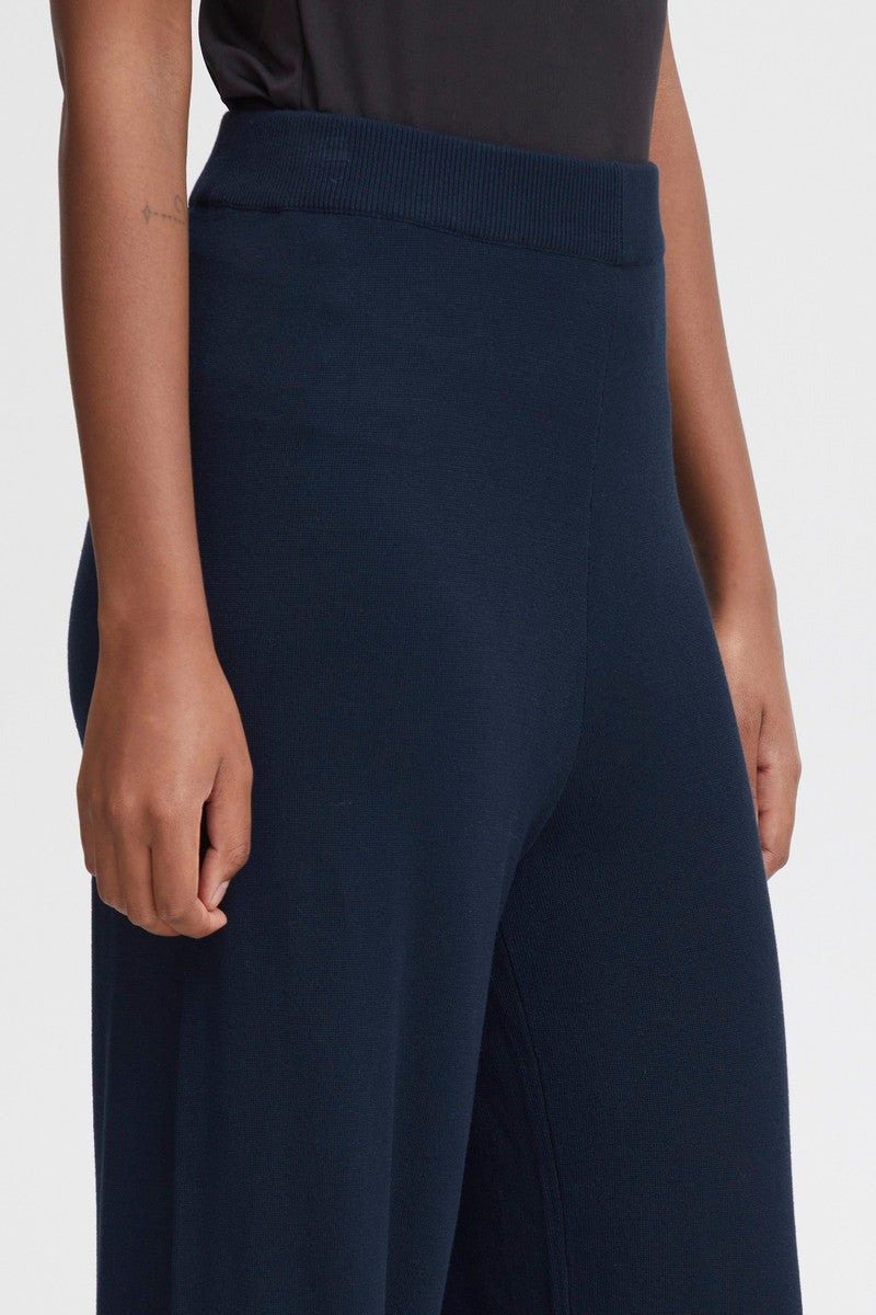 Bymmorla Pants (navy blazer)
